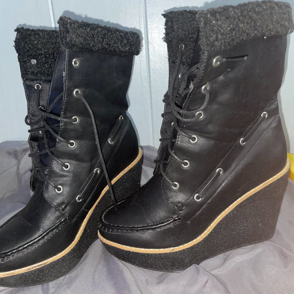 Wedge Lace Up Ankle Boot - Arcy by Shoedazzle Size 9